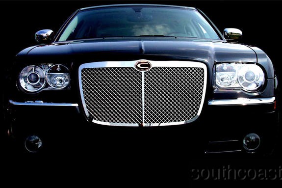 Chrysler 300 emblems grill #5
