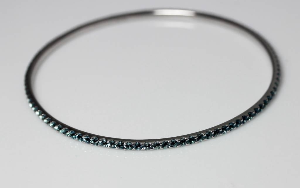 Costco 14K White Gold Faceted Blue Topaz Bangle Bracelet 8.5" 3782 eBay