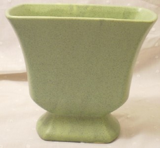 Vintage Matte Green Floraline Usa 453 Pottery Planter Vase On
