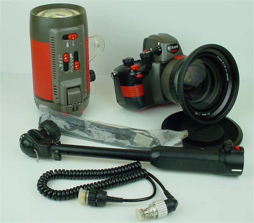 NIKONOS RS SLR Underwater Film Camera W/2035mm F2.8 Lens & SB104Just