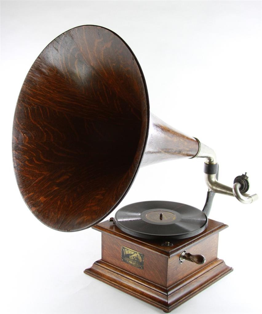 Victor Talking Machine Original c.1905 Victrola Gramophone w