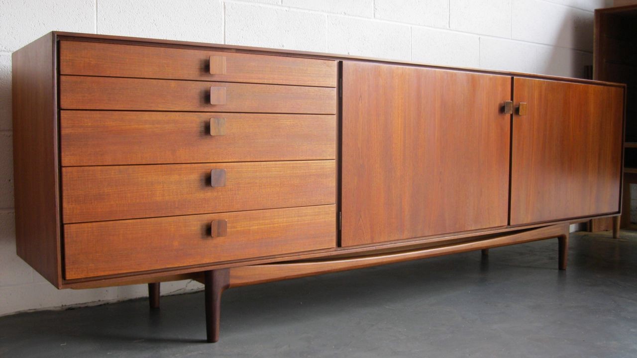 Wow Ib KofodLarsen GPlan Danish range sideboard (DanishMidCentury