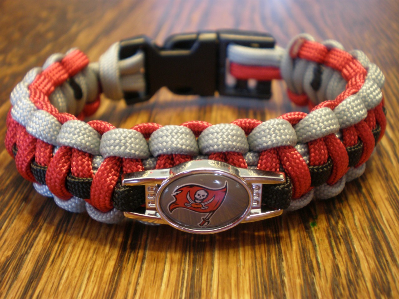Nfl paracord bracelet