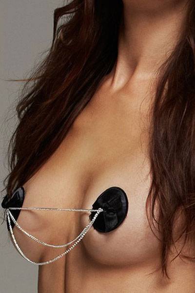 Nipple Covers / Pasties 1 Pair Black with Chains Sexy Stripper Wear Lingerie - Picture 1 of 1