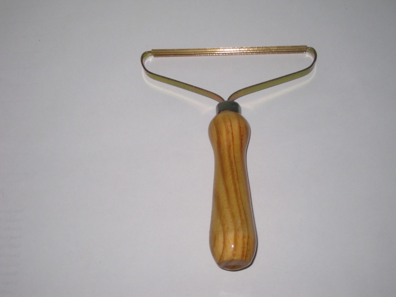 Lint DE Piller Lint Remover Fabric Comb Piling Comb Fluff Shaver DE