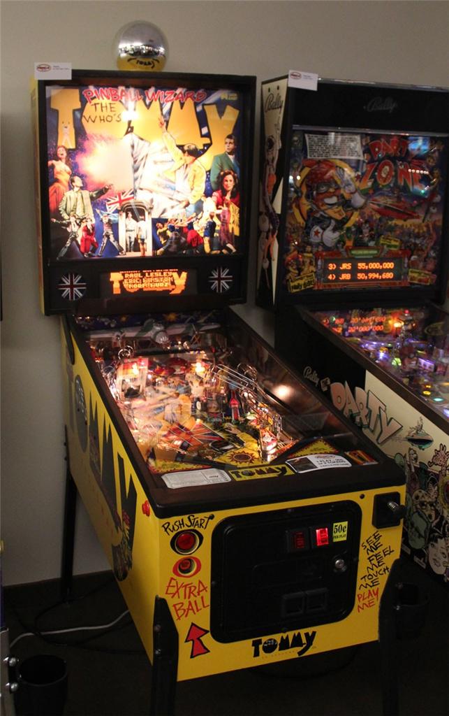 THE WHO'S TOMMY PINBALL WIZARD Pinball Machine Data East 1994 Amazing! eBay