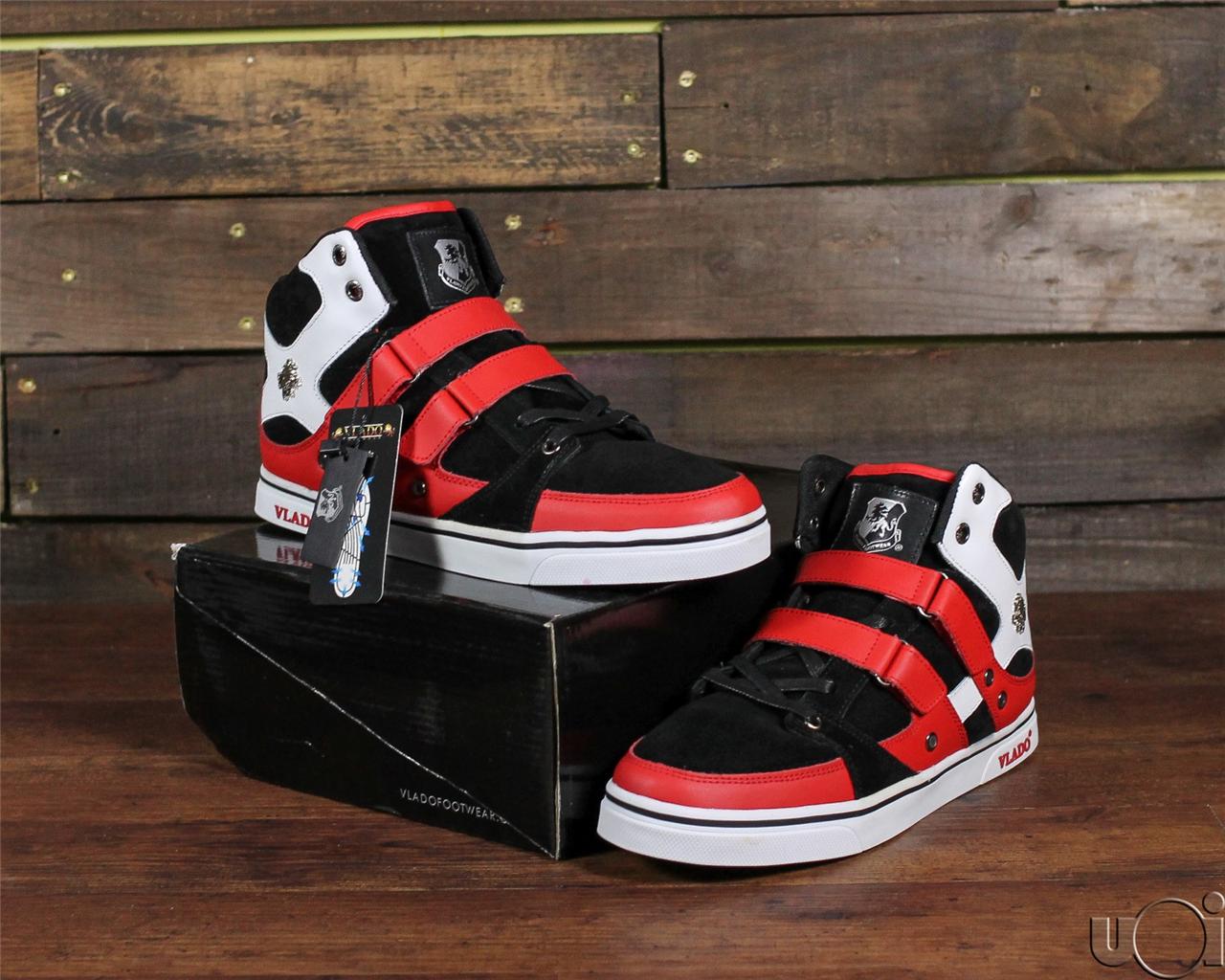 Clothing, Shoes & Accessories > Men's Shoes > Athletic Clothing, Shoes & Accessories > Men's Shoes > Athletic