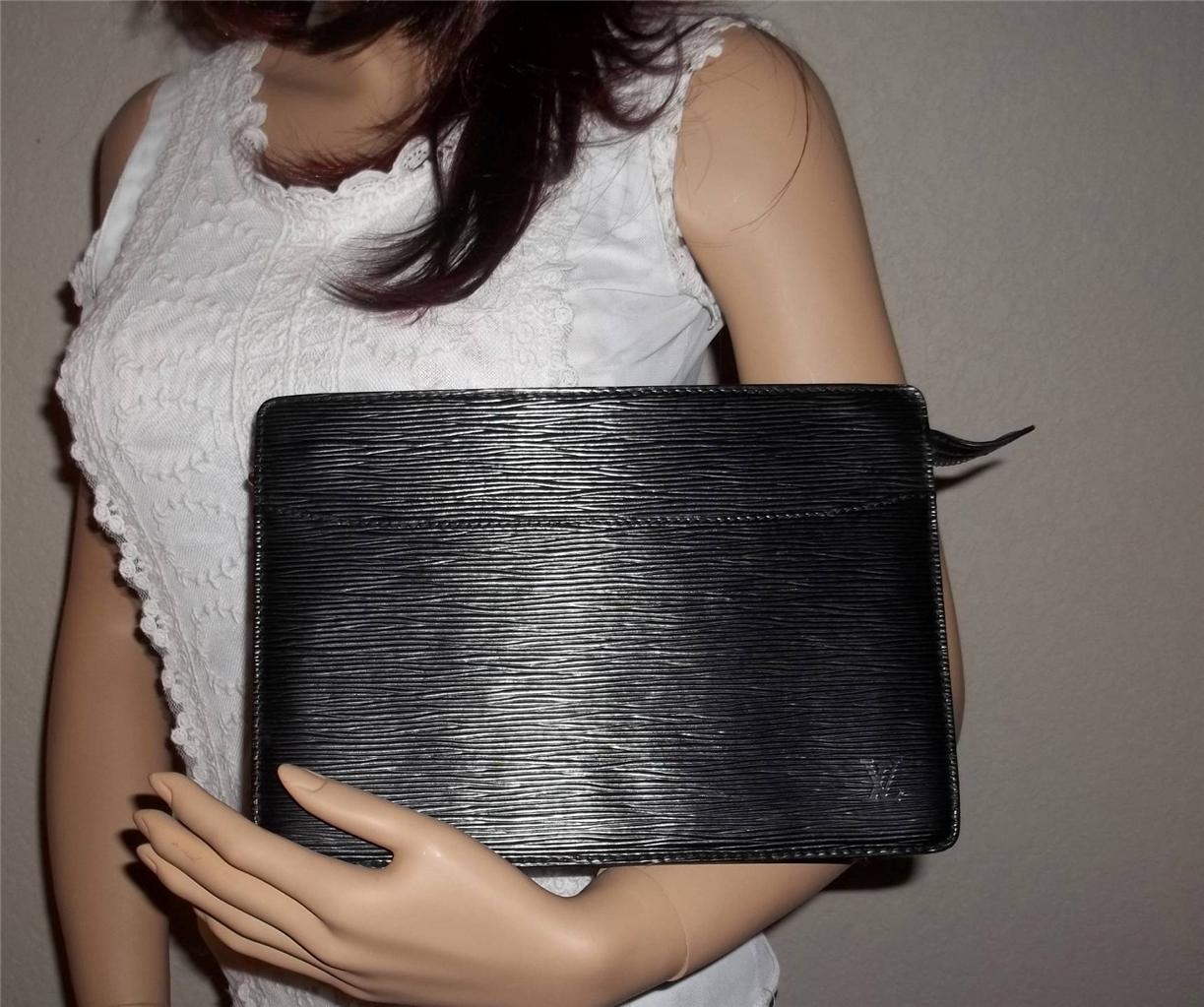 LOUIS VUITTON Shiny Black Epi Leather LARGE POCHETTE CLUTCH HAND BAG *Gorgeous* | eBay