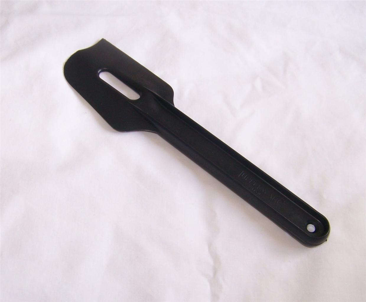 Tupperware Tiny Treasure Gadget Paddle Scraper Spatula eBay