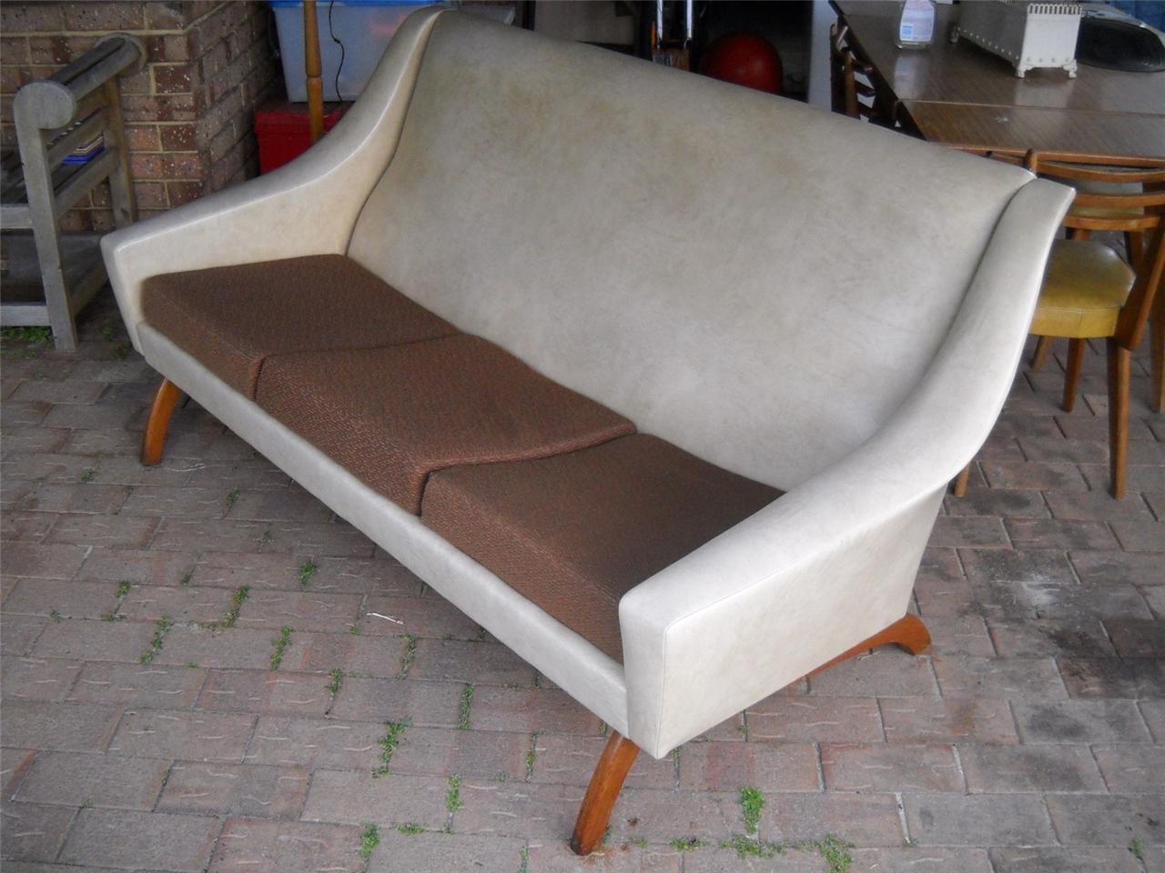 RETRO 60s Vintage 3 Seater Lounge / Sofa Vinyl