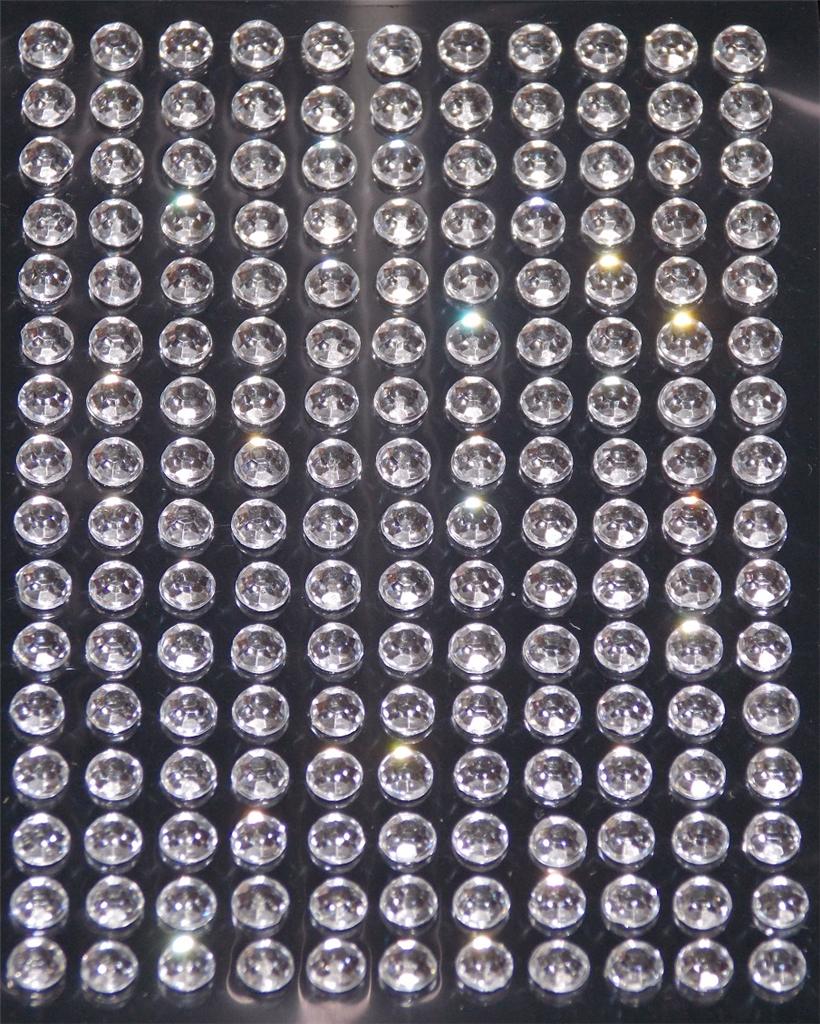 176 x 4,3 & 2mm Self Adhesive Diamantes,Stick On Rhinestone Gems.Sticky