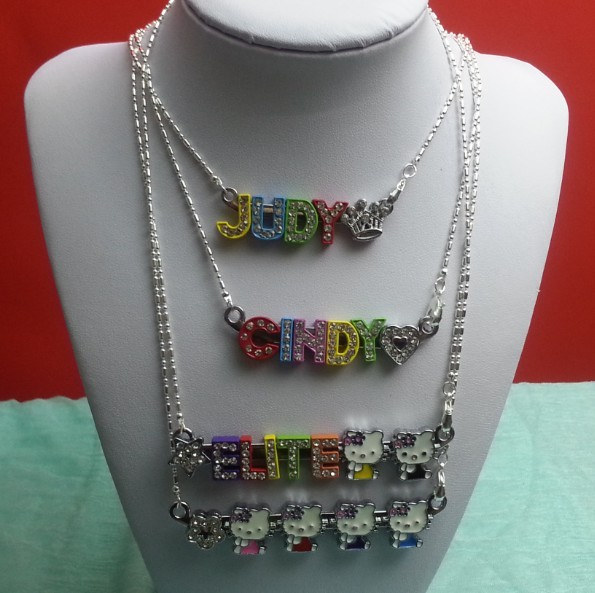 Personalized name necklace/hello kitty necklace for SELF/Girl's party