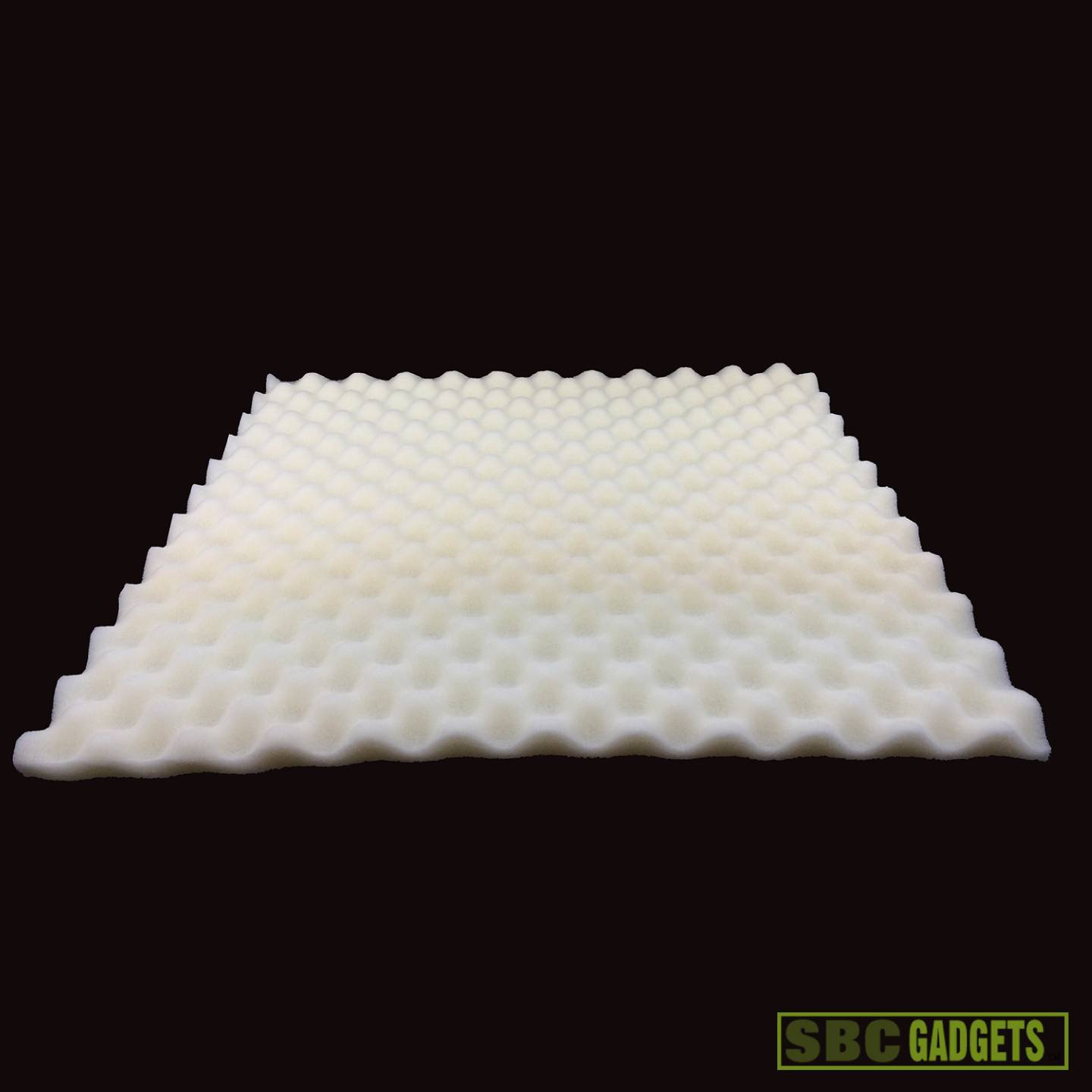 Egg Crate Packing Foam 22"x22"x1,25" New Condition, Use for shipping