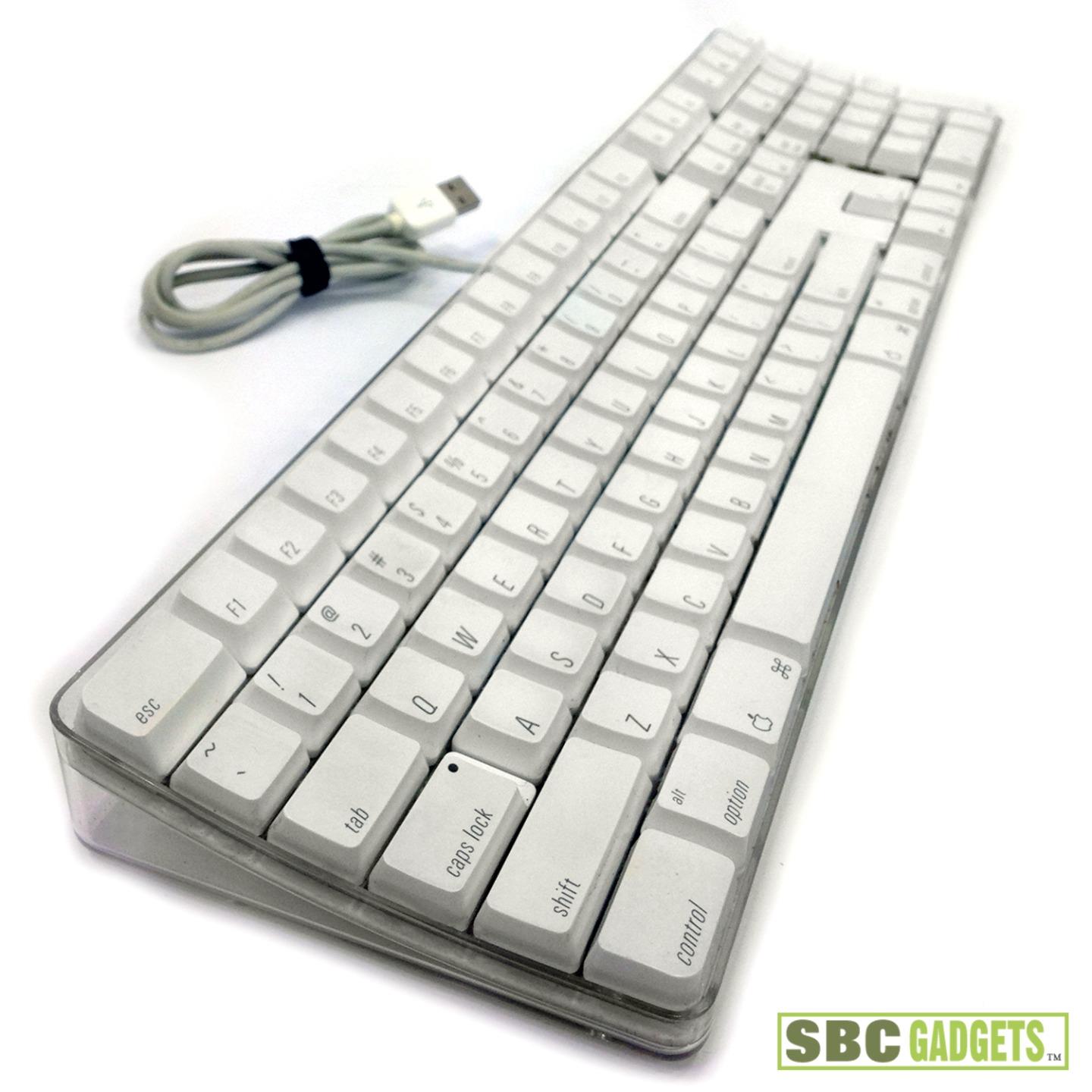 Genuine Apple Mac Pro A1048 White USB 109 Key Keyboard with 2 x USB Ports