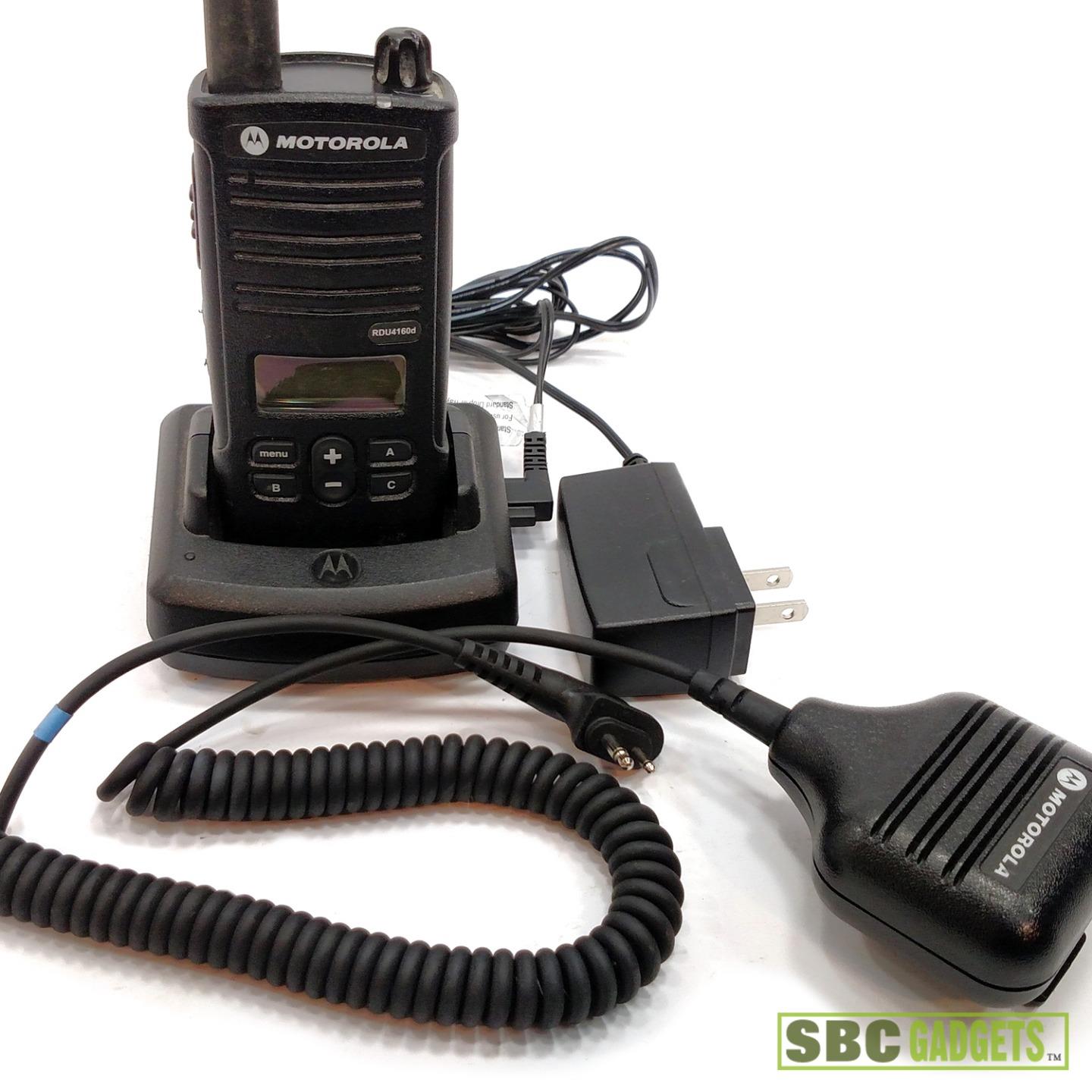 Motorola RDU4160d 16Channel UHF TwoWay Business Radio Charger