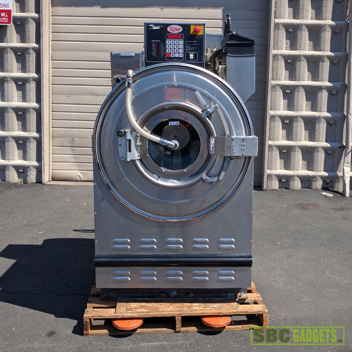 UniMac Commercial Washer Max Load 60 lbs. (Model UW60PVQU10001) (AS