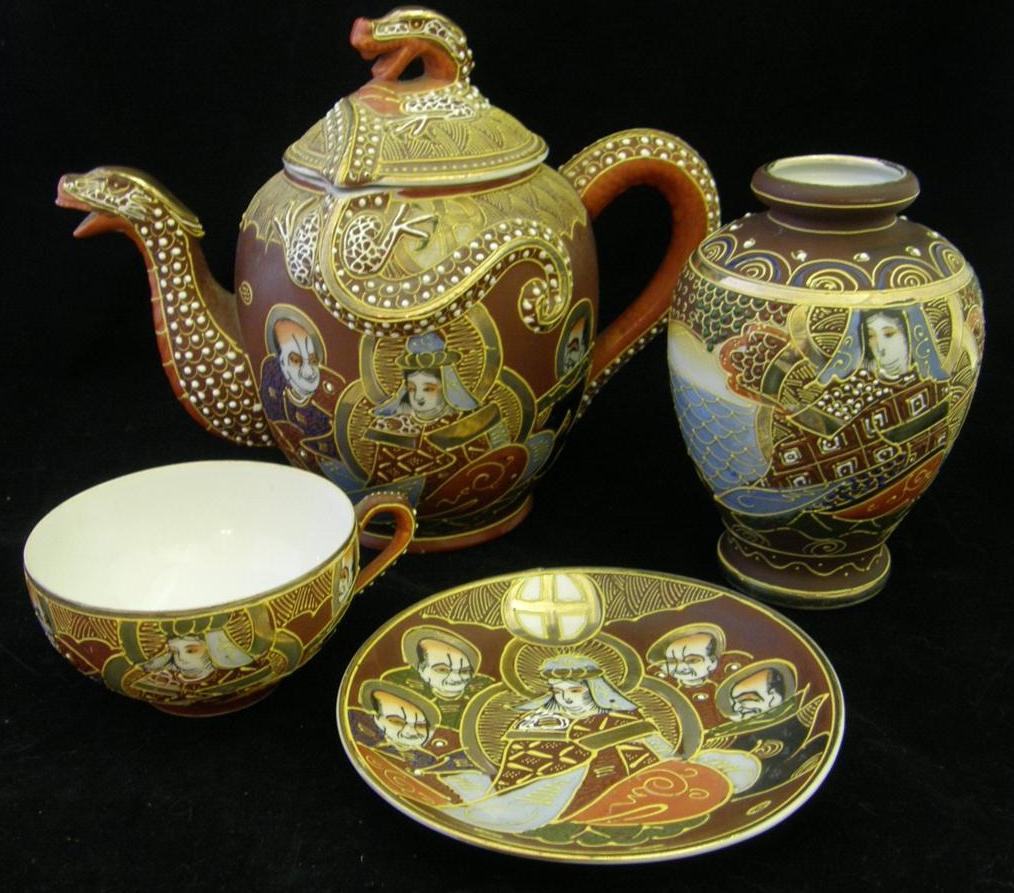 Moriage Dragonware Japanese Tea Set Featuring Samuris or Lords & Geisha