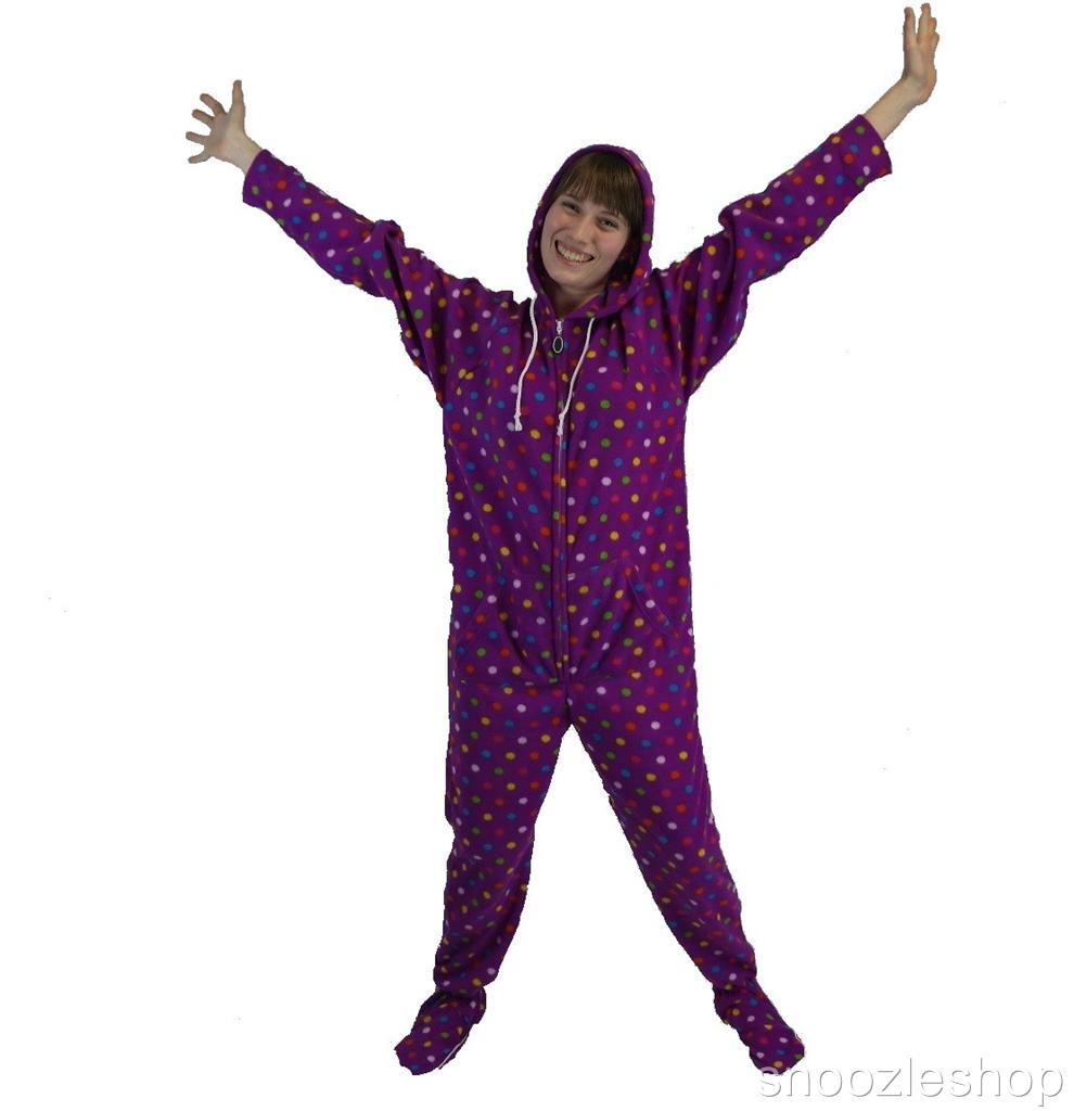 It's free shipping made easy Onesie pajamas are just how you remember: cozy pajamas that are all one piece, sometimes even including a hood and enclosed feet. With your own adult onesie pajamas, you can have a fun and whimsical sleepover party with your friends or simply use them for lazy days around the house.