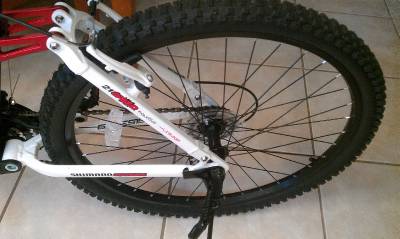 genesis v2100 weight