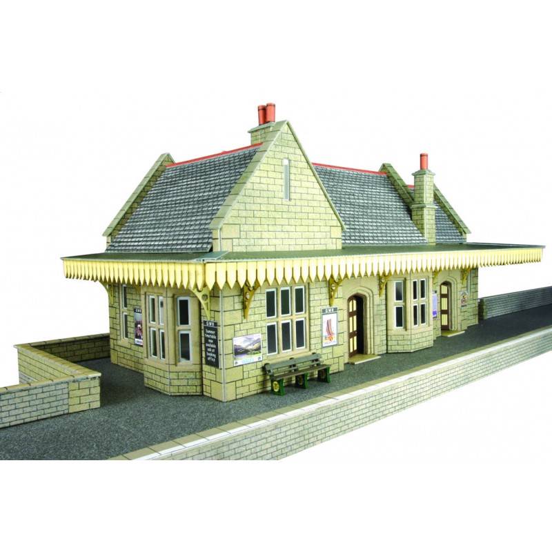 METCALFE ready cut card kits OO Gauge 176th. Scale RAILWAY BUILDINGS