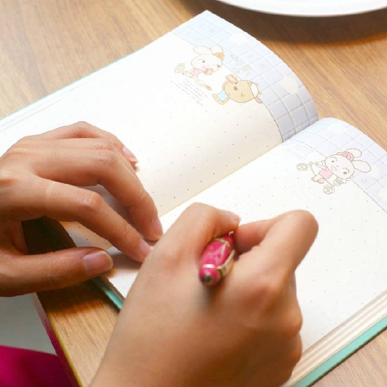 1PC Handmade Journal Memo Dream Notebook Paper Notepad Blank Diary Hot 1PC Handmade Journal Memo Dream Notebook Paper Notepad Blank Diary Hot