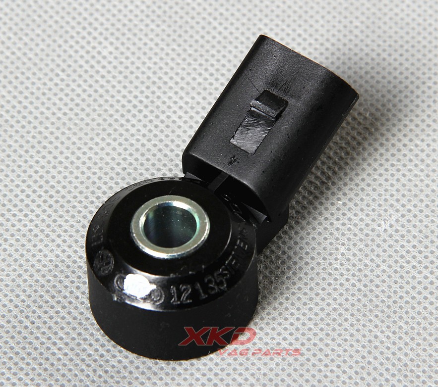 Knock Detonation Sensor For VW Jetta Golf Bora Beetle Passat 030 905