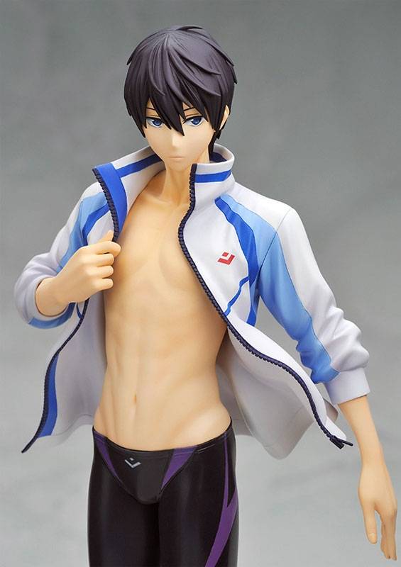 free iwatobi swim club figurine