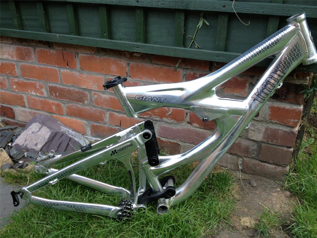 Giant Faith Full Suspension Downhill Bike Frame Mountain Bike