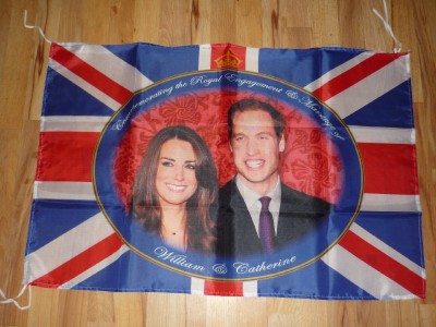 Royal Wedding Collectables on Royal Wedding Memorabilia Silver Chrome Keyring Fob Ebay