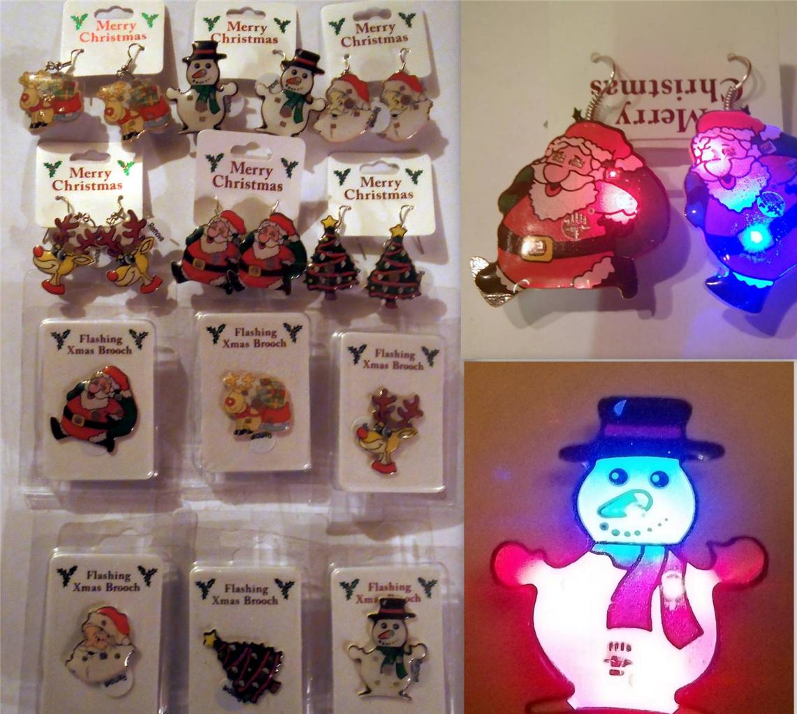 CE02 1 x Light Up LED Flashing Christmas Santa Tree Badge