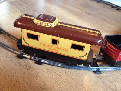 vintage wind up train set
