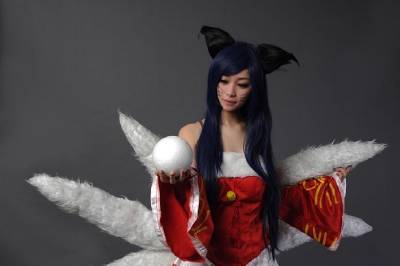 Hot Tailed Foxtail LOL League of Legends Ahr