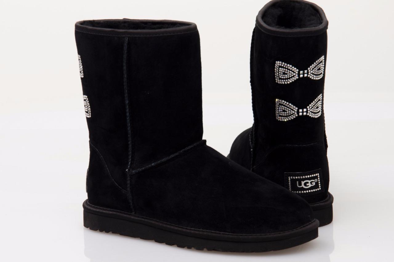 ugg boots child size 9 ugg boots child size 9