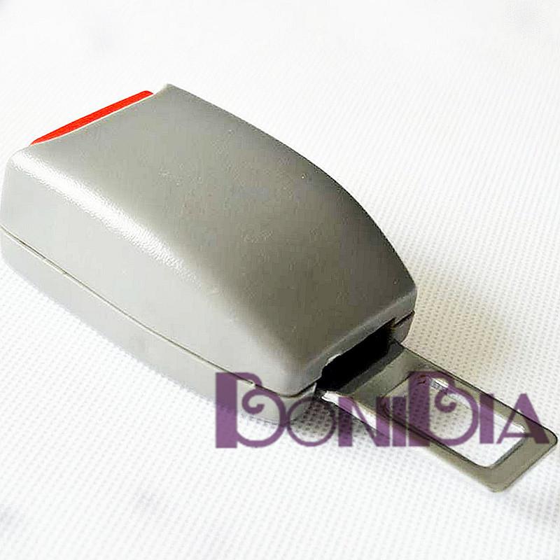 Seat belt buckle extender for bmw