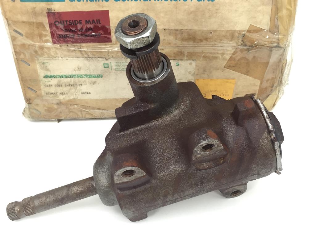 NOS 66 67 68 69 70 CAMARO CHEVELLE NOVA MANUAL STEERING GEAR BOX Z/28