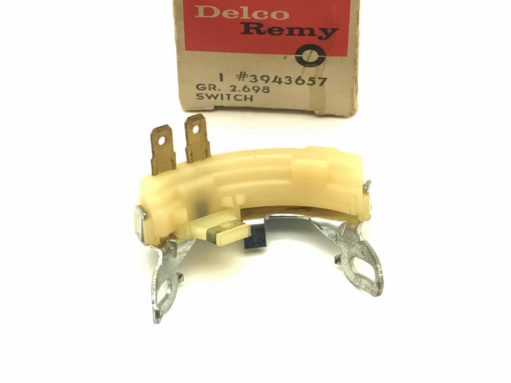 NOS 69 70 CAMARO CHEVELLE NOVA MUNCIE REVERSE LIGHT SWITCH Z/28 L78 L89