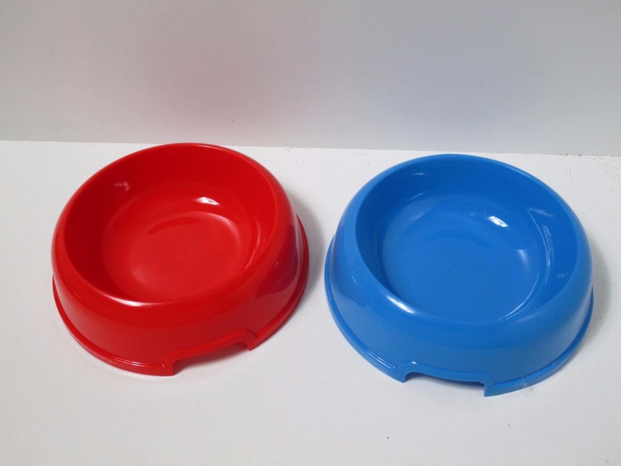 2 x Dog puppy anti skid slip LARGE JUMBO plastic dog food or water bowl