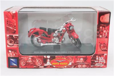 1:32 NewRay Moto Guzzi Airone Sport 250 cc 1949-1958