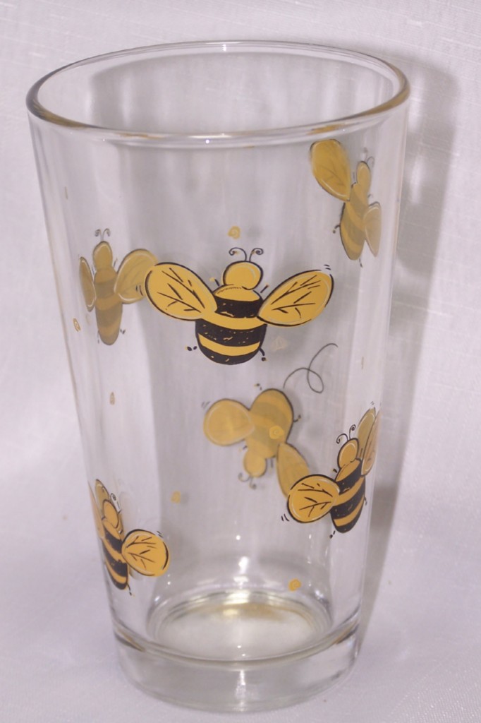 drinking glasses with bees on them