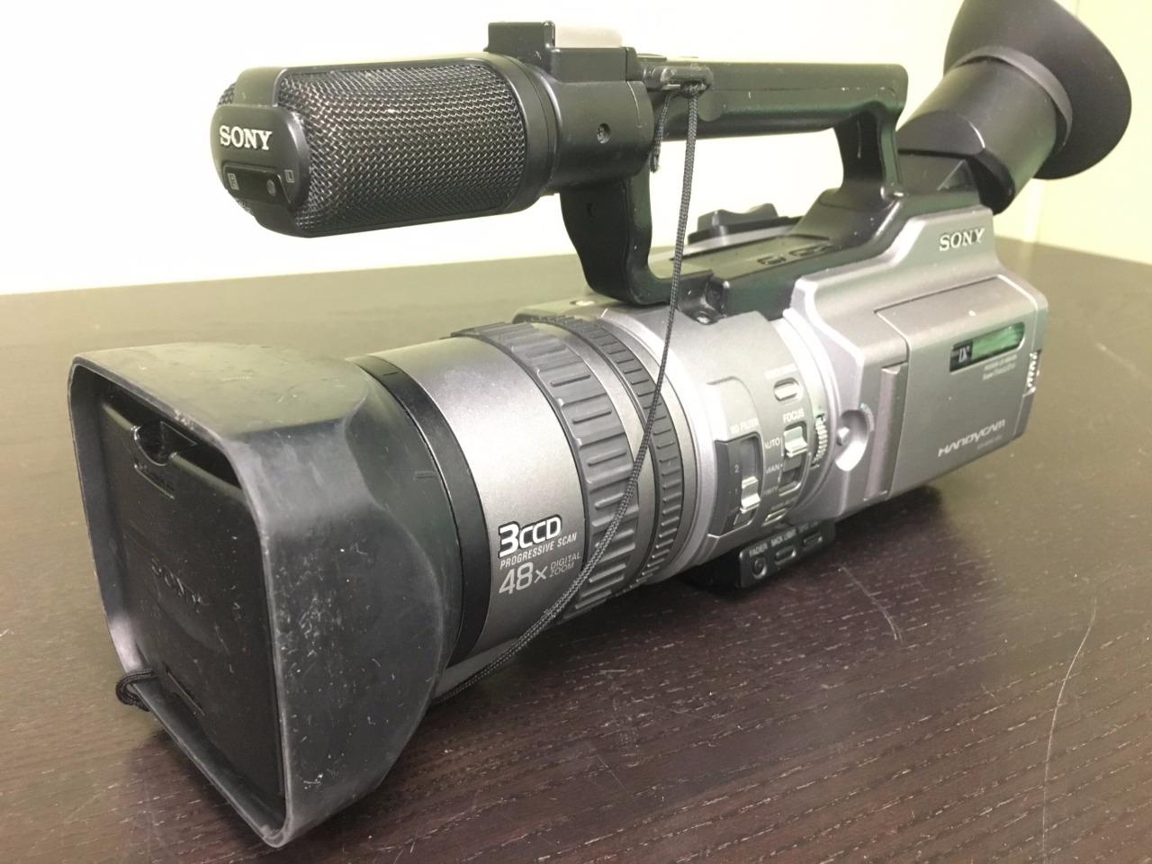 Sony DCRVX2100 NTSC 3CCD MiniDV Handycam Camcorder 12x Optical 48x