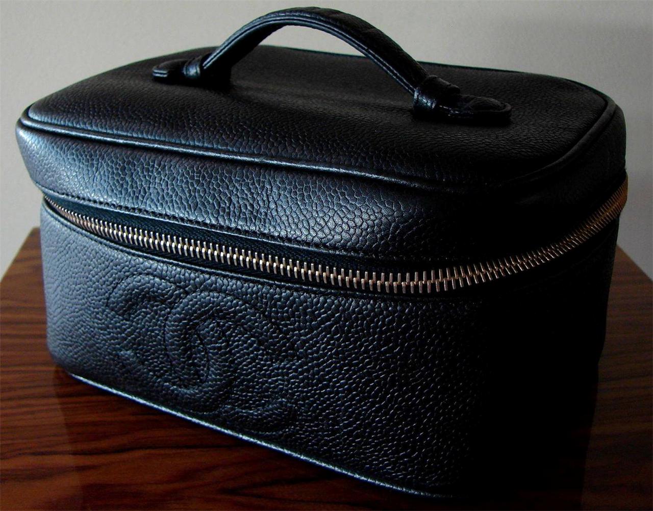 Auth CHANEL Black Caviar Leather CC Beauty Case Vanity Make Up Bag VTG MPRS eBay