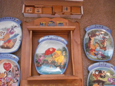 Bradford Exch WINNIE the POOH Wooden Wall Plate Calendar ...