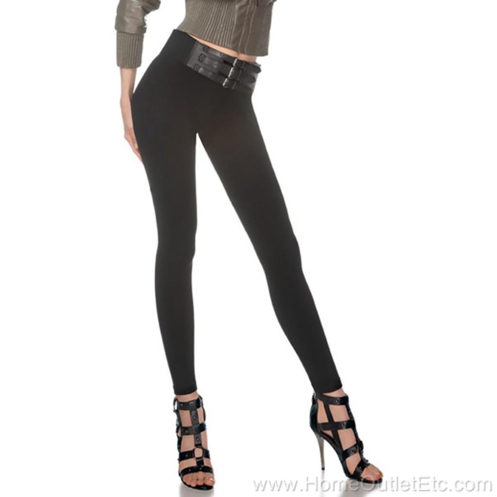 Futuro Fashion Warm Thick Winter Leggings: slim and stylish cotton leggings, low-waist design. 90 Degree By Reflex Fleece Lined Leggings: a fantastic option for a variety of sports, very breathable and with fleece lining. Koly Thick Stretchy Thermal Leggings: thermally insulated for .
