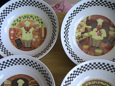 Fat Chef Melamine/Plastic Serving Bowls/Dishes NEW 4