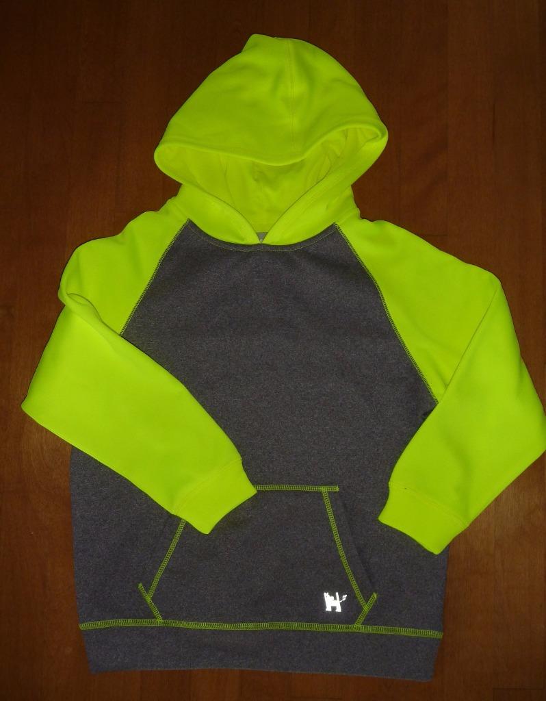 TRANSFORM YOUR WORLD. Buy Childrens Clothing for Girls + Boys Online. Here at Pavement, we specialise in providing fashionable clothing of superior quality for young people aged between 8 and