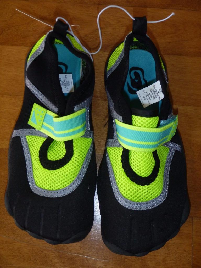 Boys The CHILDRENS PLACE Water Aqua Shoes Size 12 13 1 2 4