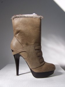 guess taupe boots