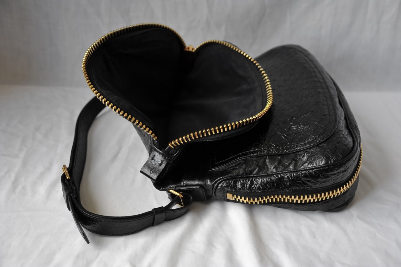 TOM FORD Black*OSTRICH FLAPOVER ZIP BAG*Handbag*1ST CAPSULE COLLECTION