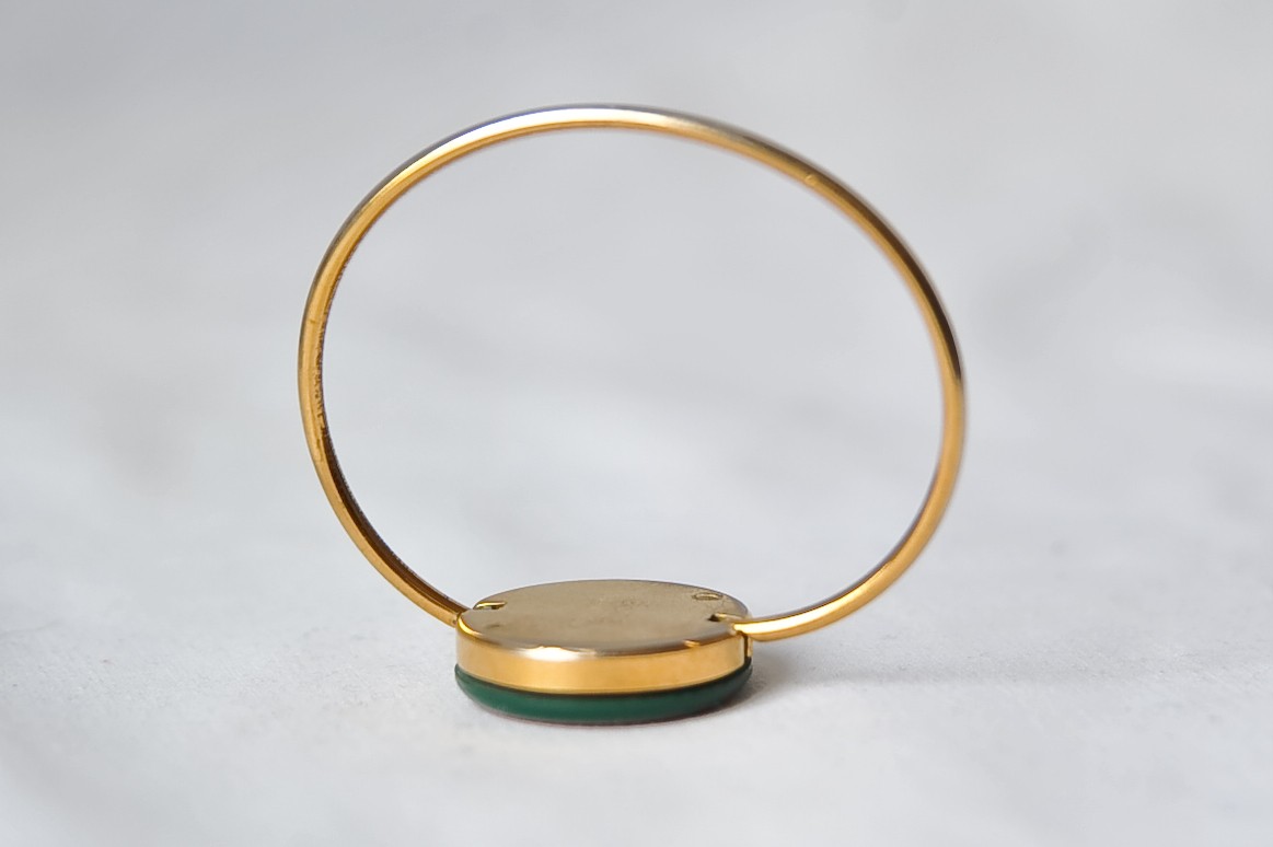 gucci bangle watch interchangeable bezel