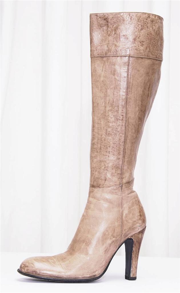 knee high burberry boots